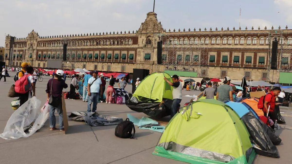 CNTE-Zócalo (1)